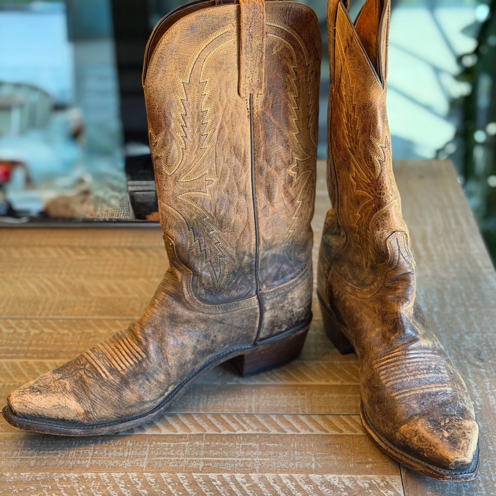 Lucchese Distressed Tan Western Boots 12 D